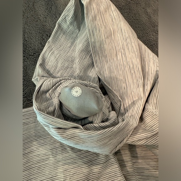 Lululemon Leggings - Picture 2 of 3